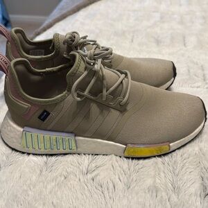 adidas Women's Sneakers in Tan and Yellow